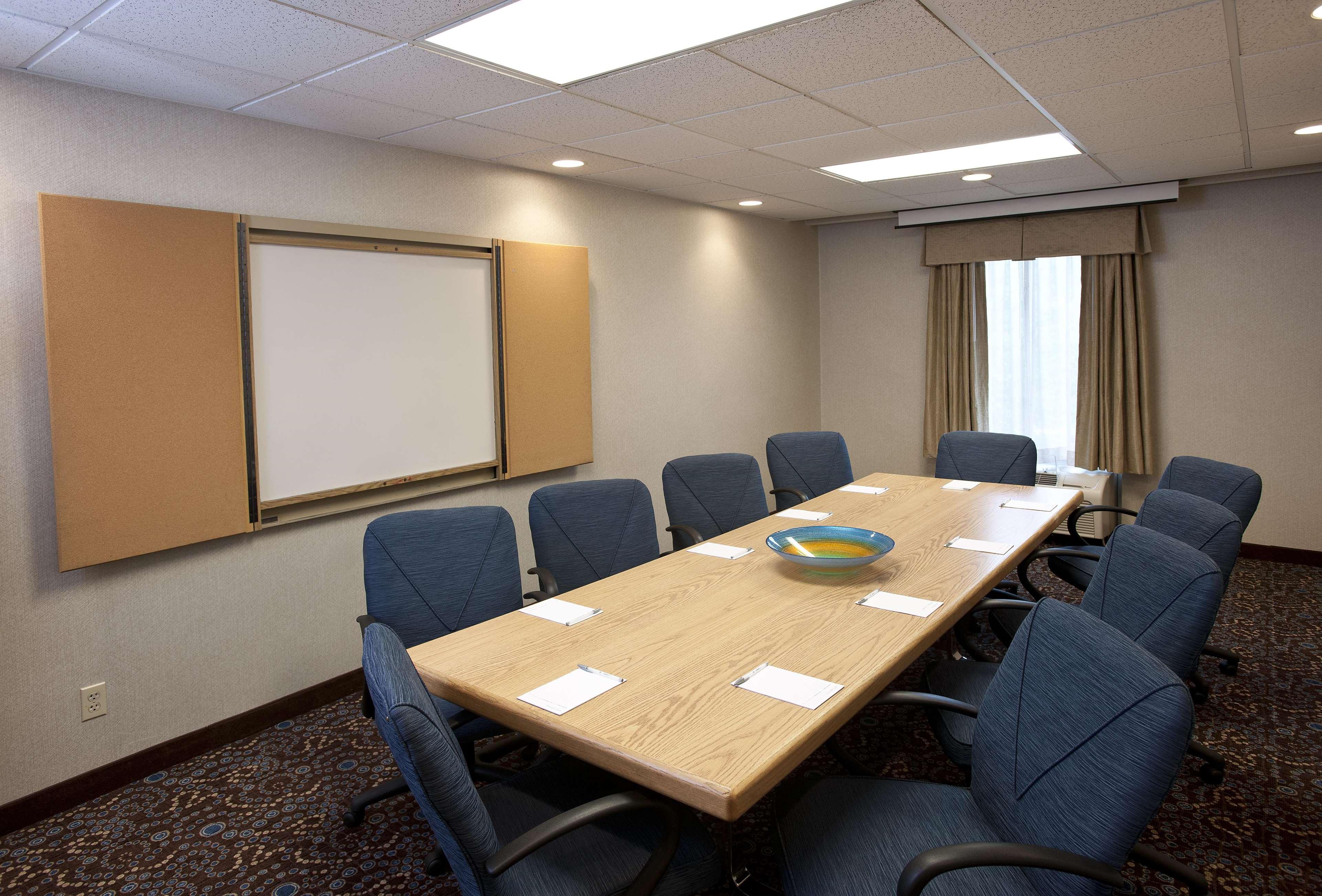 Hampton Inn By Hilton Concord/Bow Extérieur photo