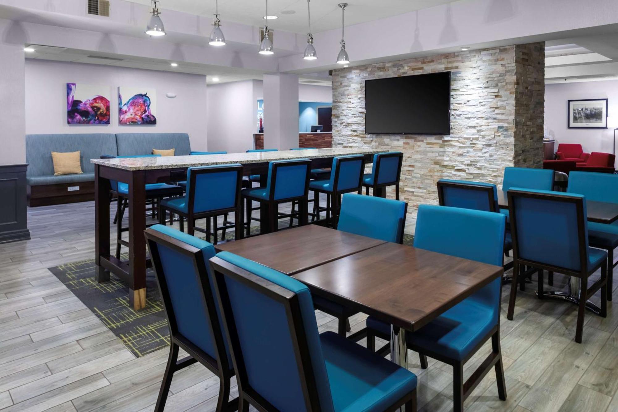 Hampton Inn By Hilton Concord/Bow Extérieur photo
