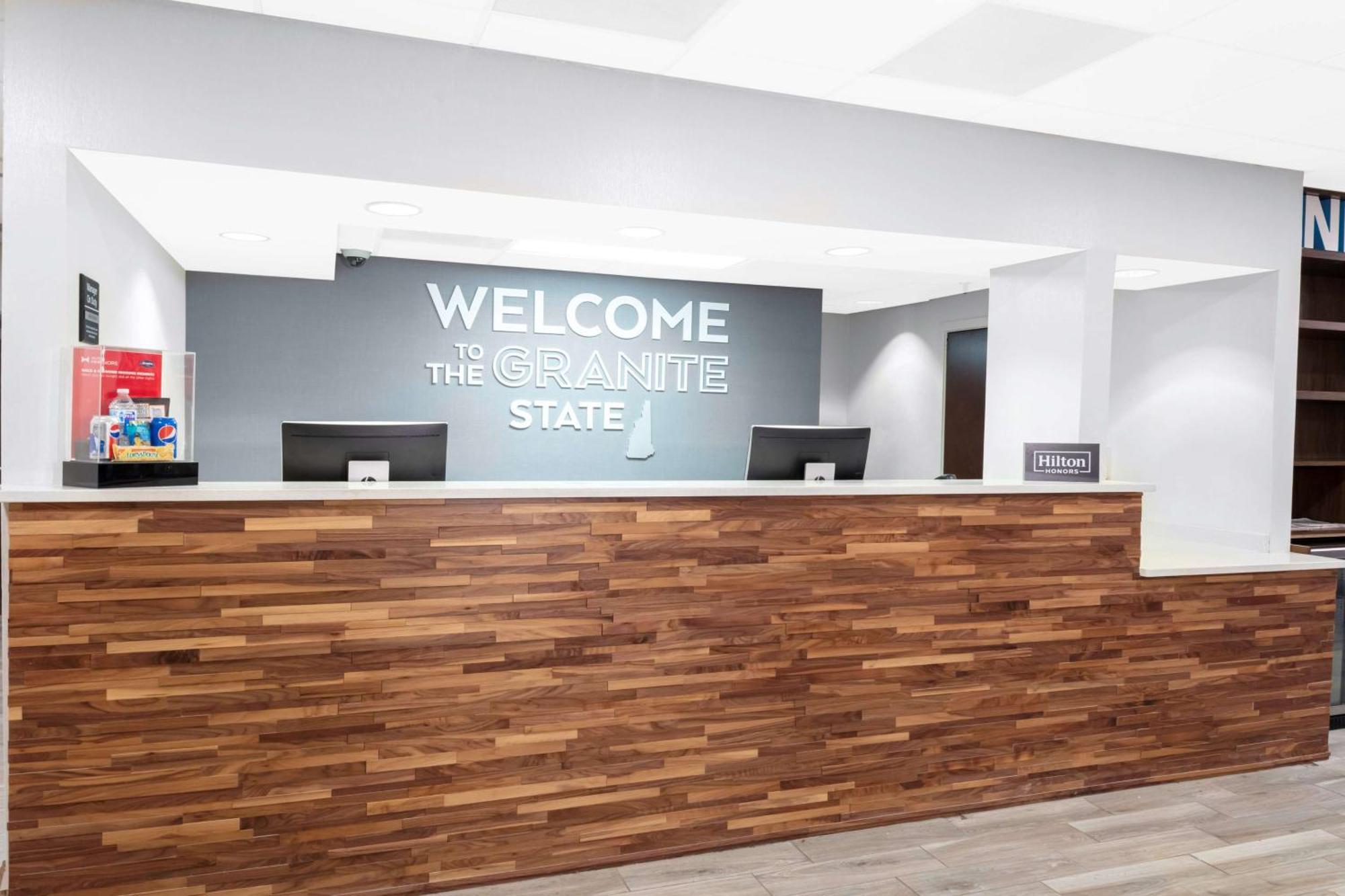 Hampton Inn By Hilton Concord/Bow Extérieur photo