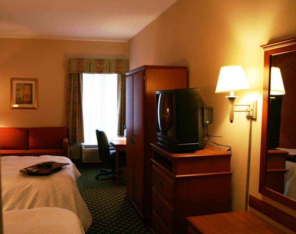 Hampton Inn By Hilton Concord/Bow Chambre photo